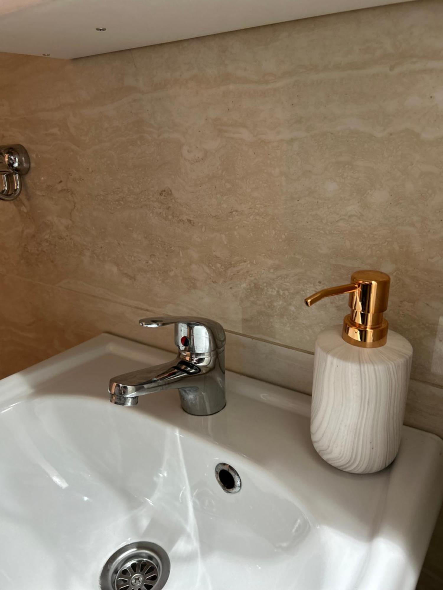 Apartments City Zone Mostar Bagian luar foto
